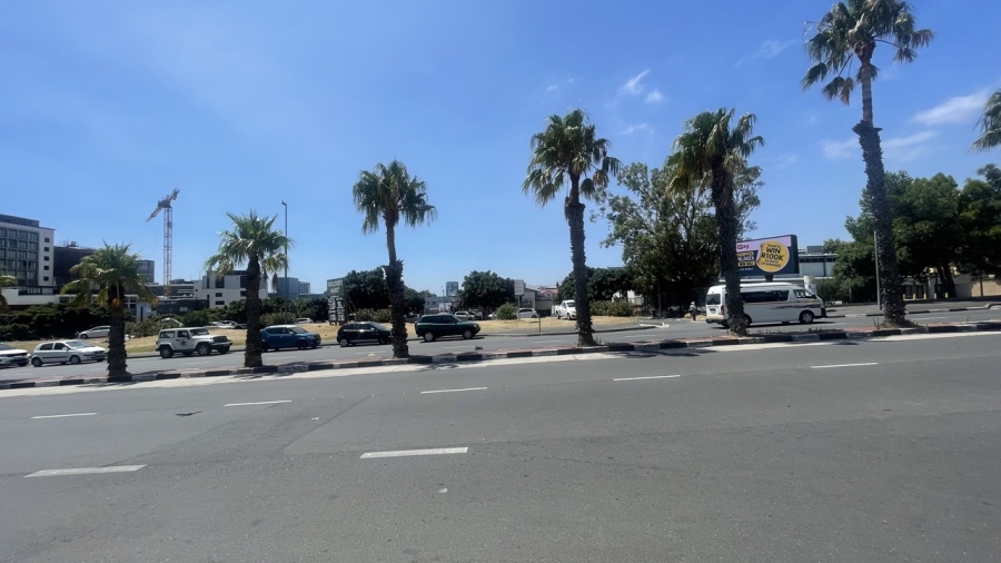 To Let commercial Property for Rent in Gardens Western Cape